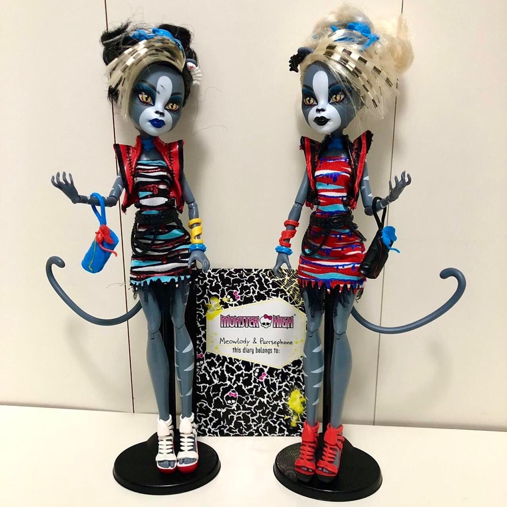 Monster High Doll: Zombie Dance - Meowlody and Purrsephone